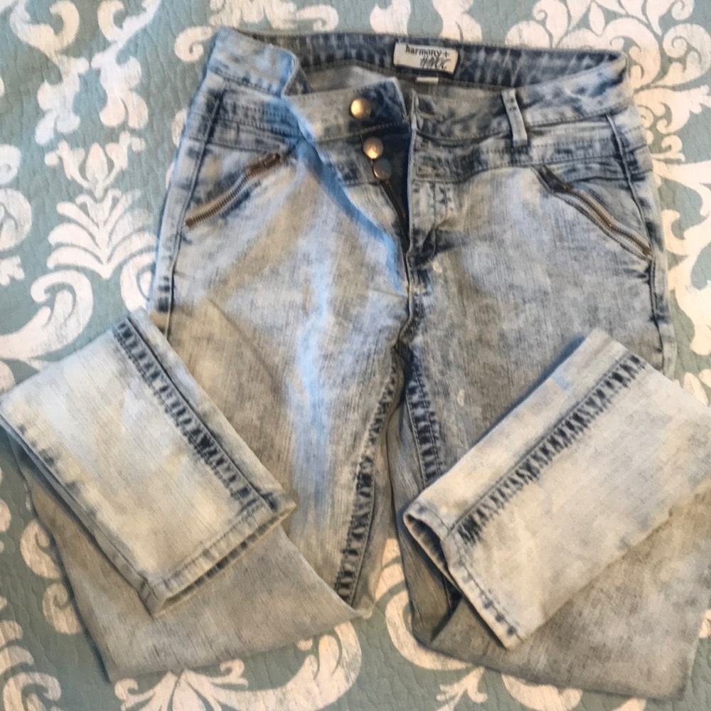White wash jeans